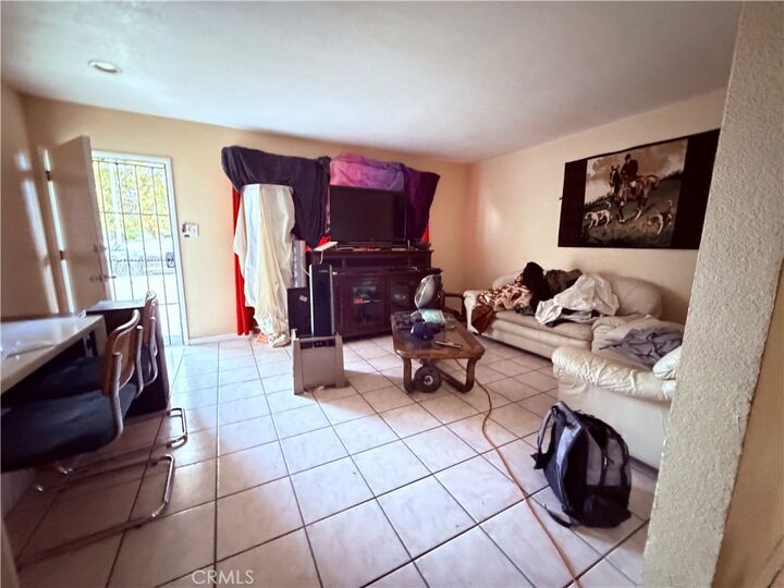 Property Photo:  2026 W Yarnell Street  CA 91790 