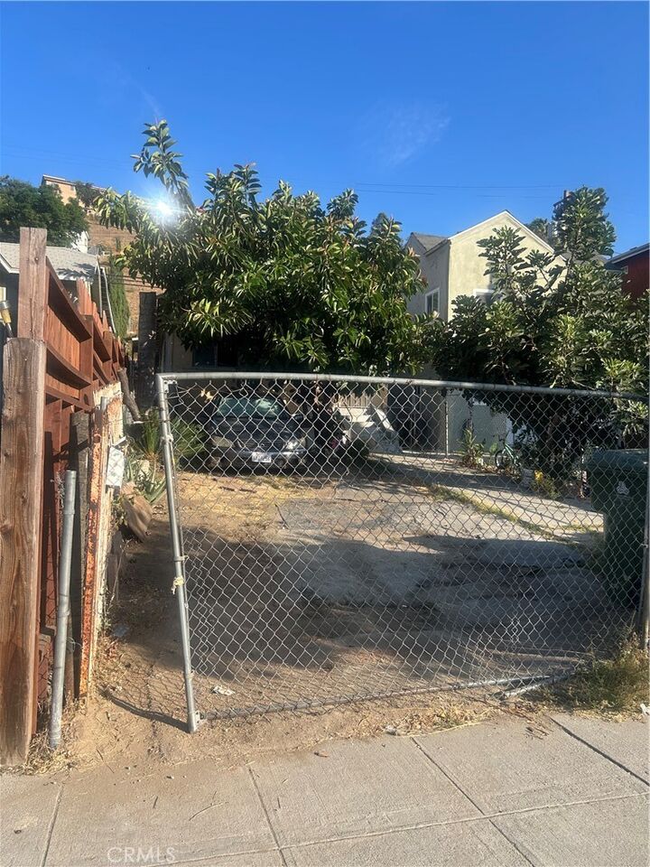 Property Photo: 5065 Alhambra CA 90032
