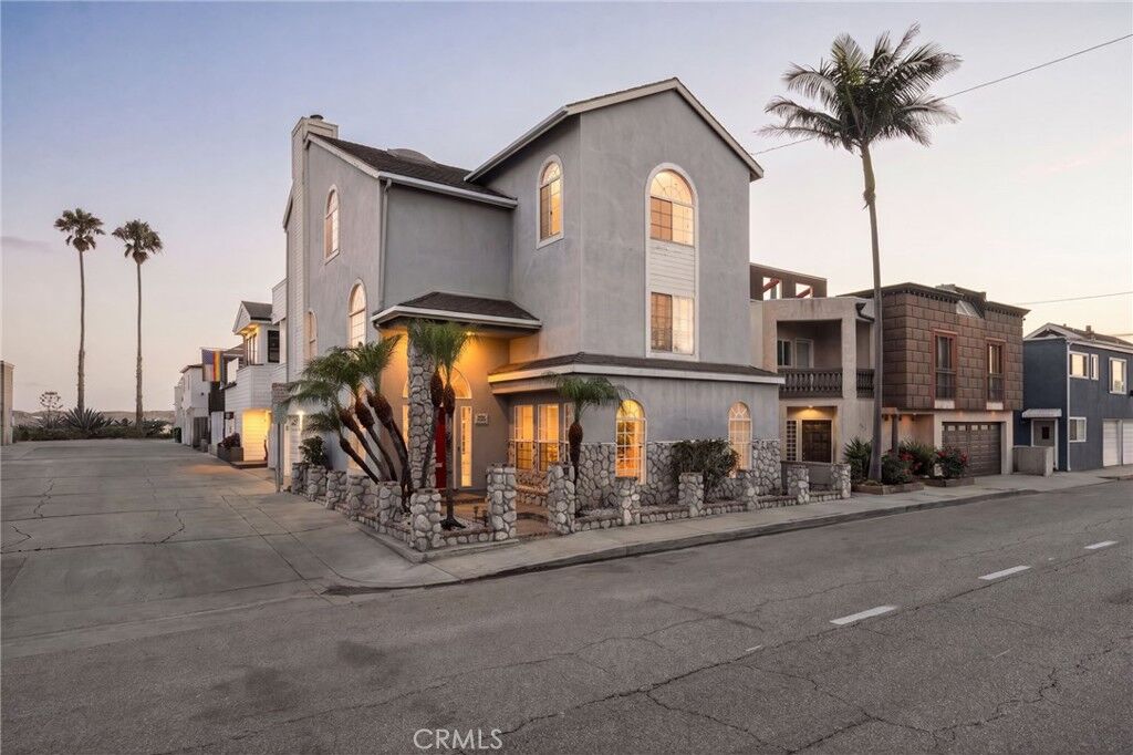 Property Photo:  6020 Ocean Boulevard  CA 90803 