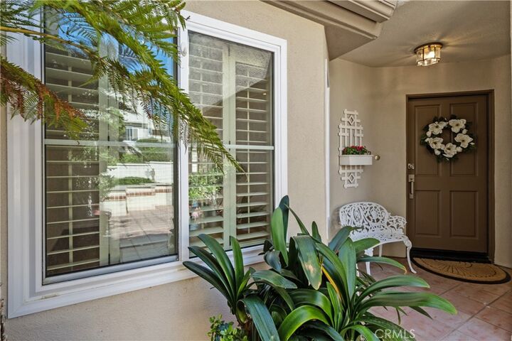 Property Photo:  22 Via Capri  CA 90275 