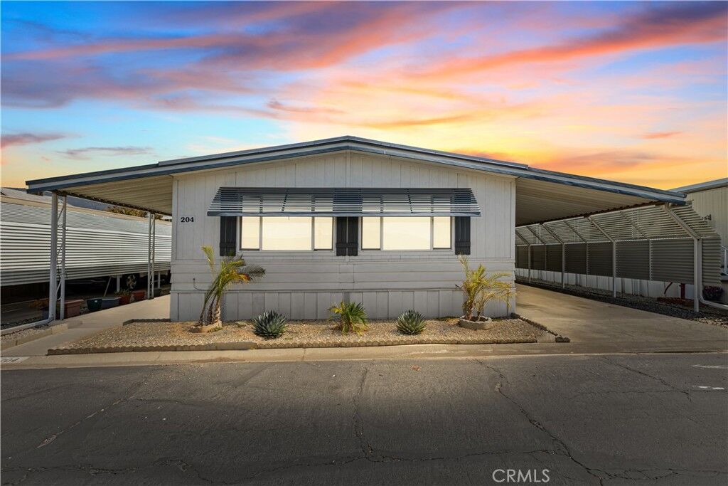 Property Photo:  35218 Fir 204  CA 92399 