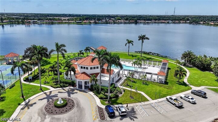 Property Photo: 7707 Jewel Lane 104 FL 34109