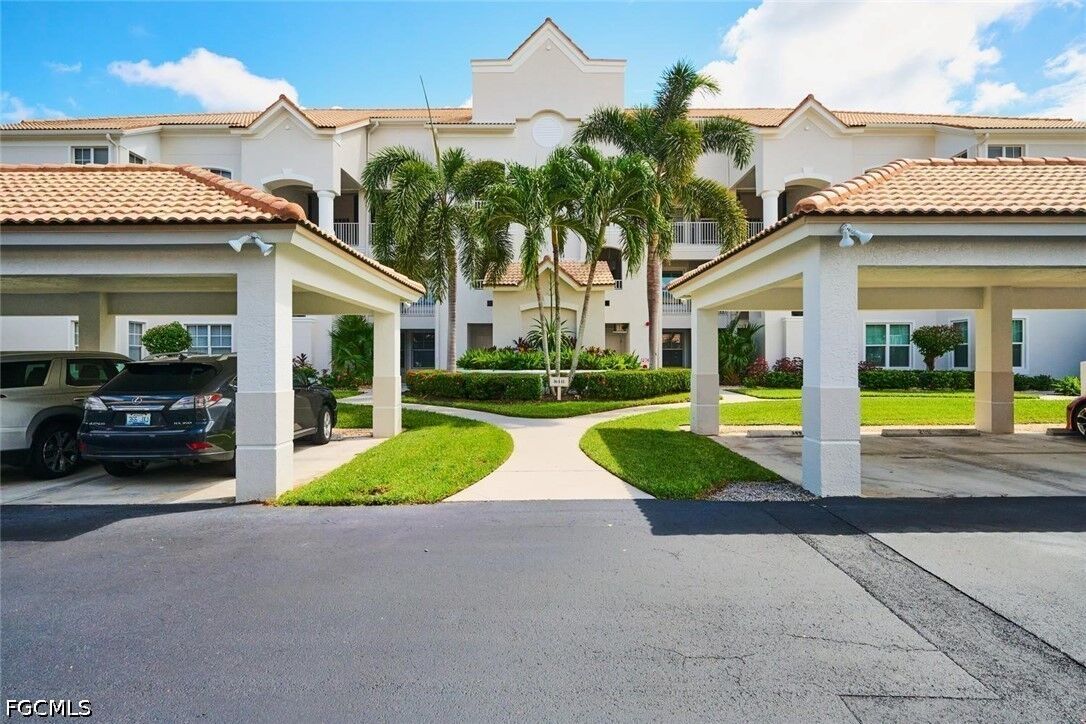 Property Photo: 16441 Millstone Circle 204 FL 33908