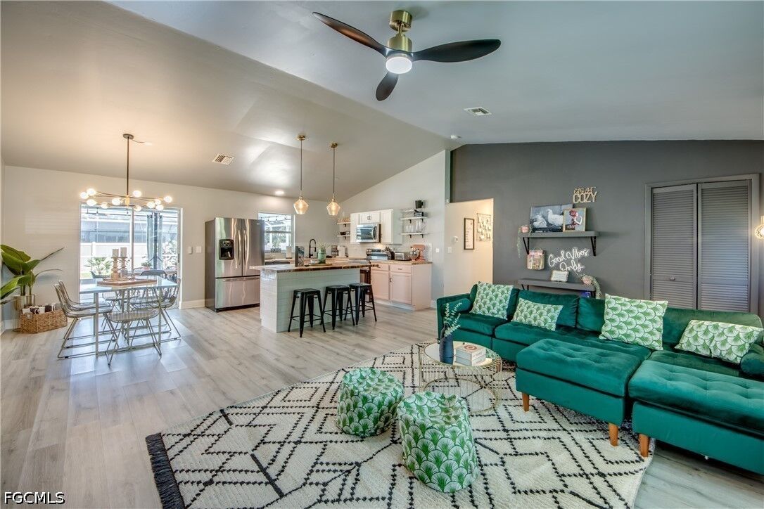 Property Photo:  917 SW 23rd Street  FL 33991 