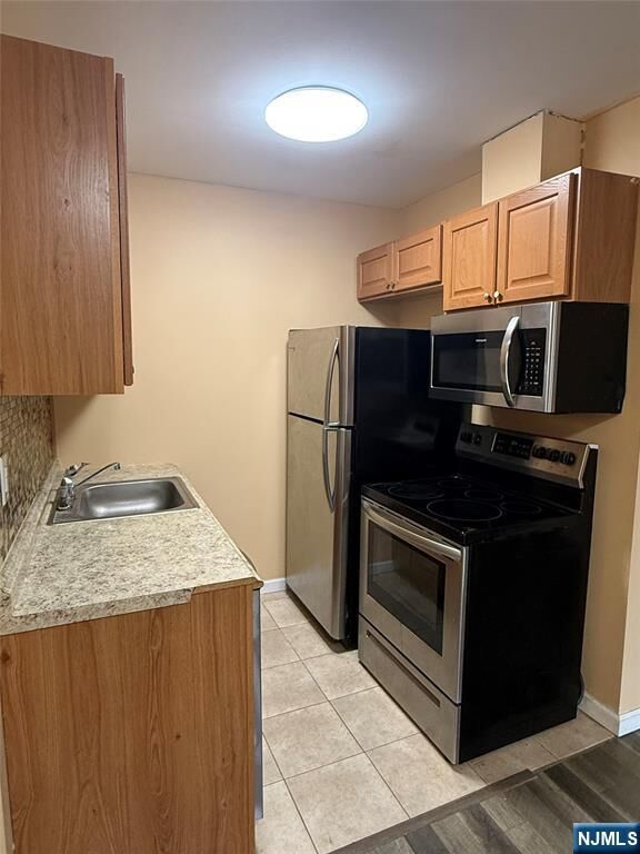 Property Photo: 245 Anderson Street 4I NJ 07601