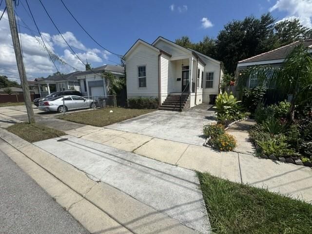 Property Photo: 627 Gordon Street LA 70117