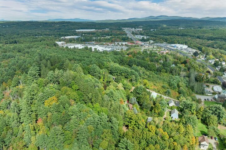 Property Photo:  15 Jocelyn Lane  NH 03276 