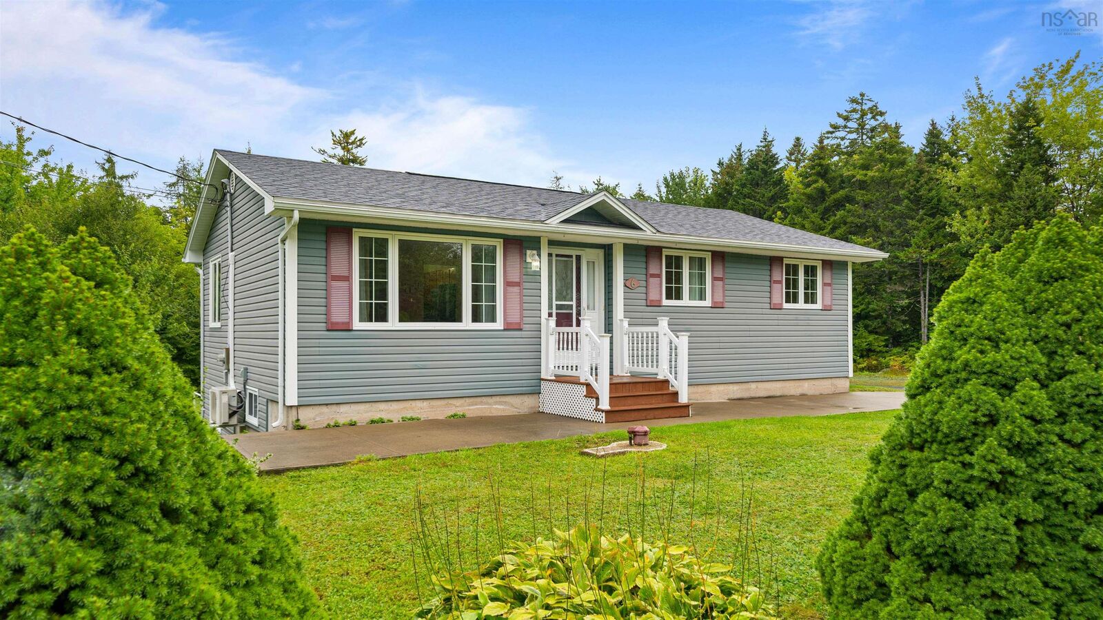Property Photo:  6 Heidelberg Lane  NS B3E 1J1 