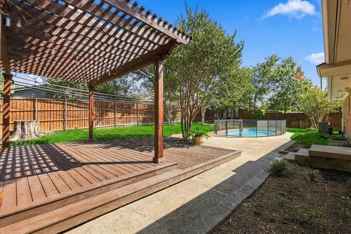 Property Photo: 8805 Westfield Drive TX 75243