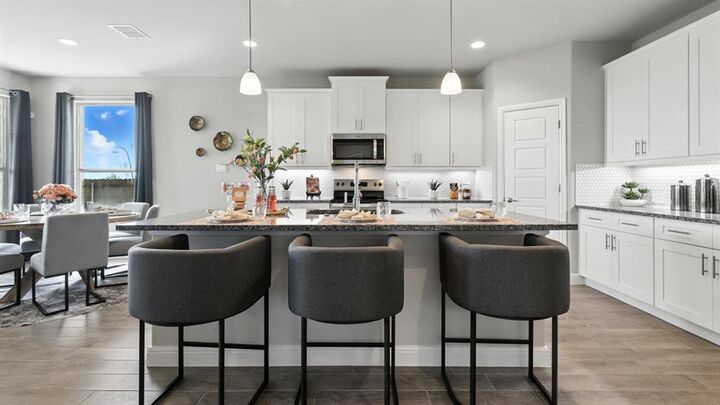 Property Photo: 3308 Pier View Street TX 76065