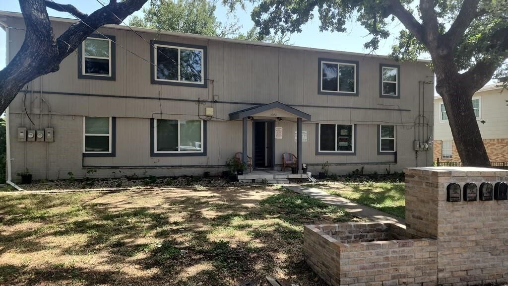 Property Photo: 2232 Riverview Drive D TX 75060