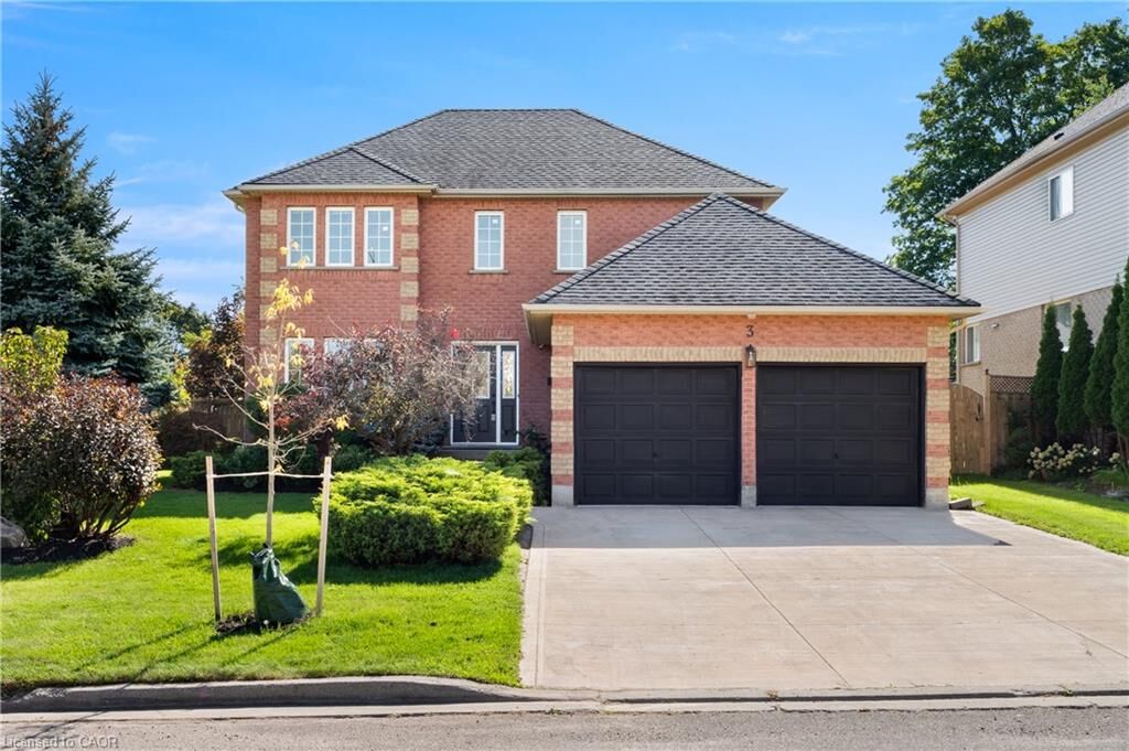 Property Photo:  3 Greencroft Court  ON N2N 3H6 