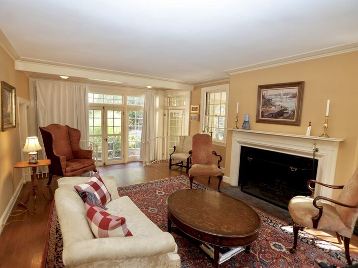Property Photo: 112 Russell St MA 01609