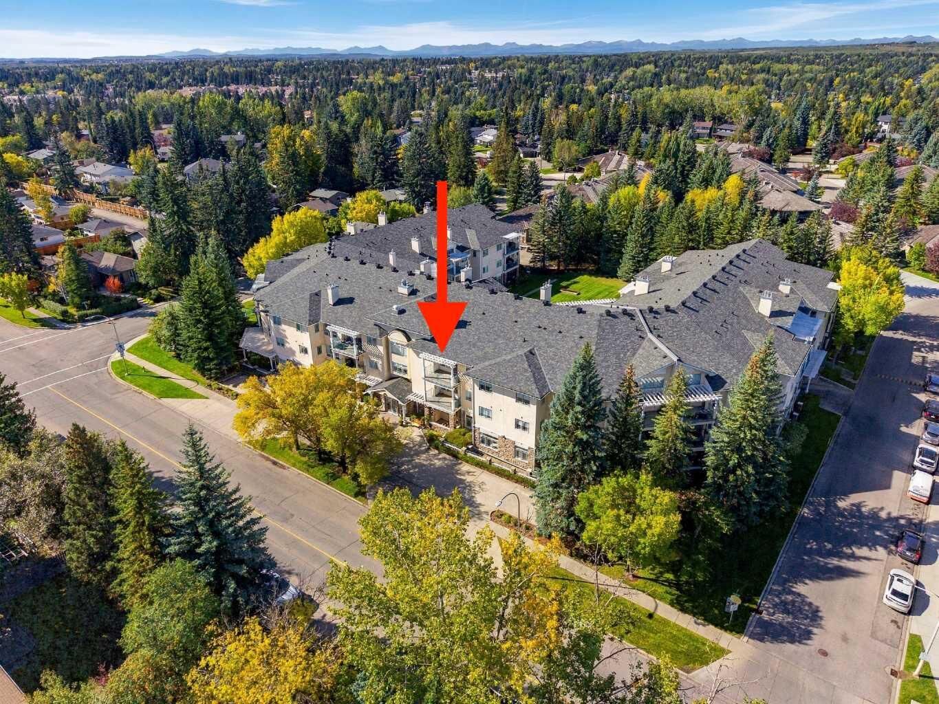 Property Photo: 9449 19 Street SW 310 AB T2V 5J8