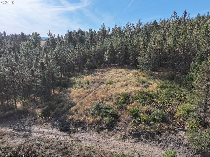 Property Photo:  1250 Dry Creek Rd  OR 97040 