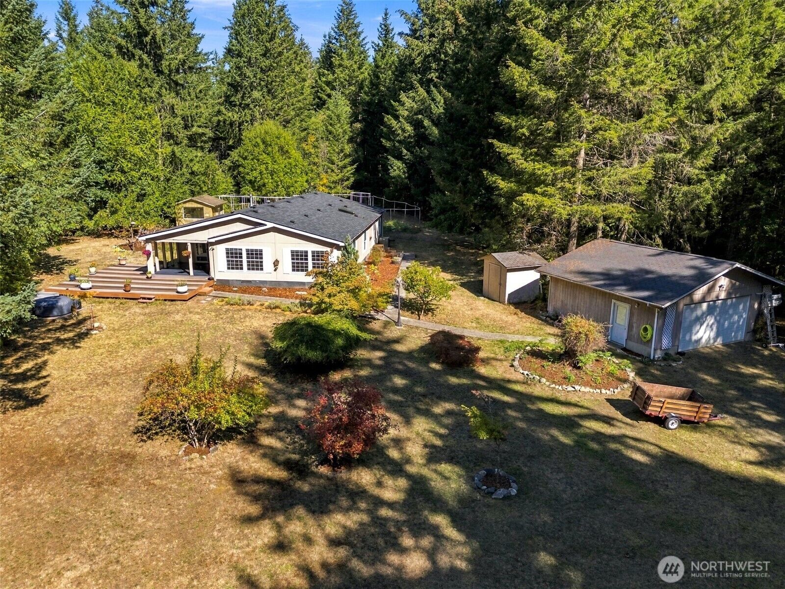 Property Photo: 40 E Lavender Lane WA 98584