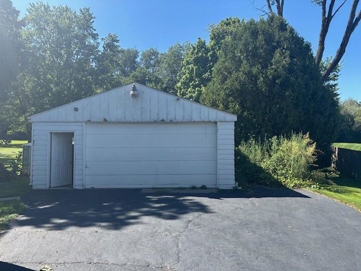Property Photo: 2335 S Perryville Road IL 61108