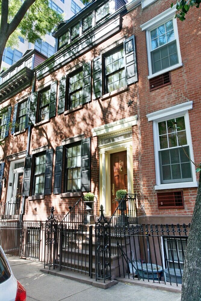 Property Photo:  25 Vandam Street  NY 10013 