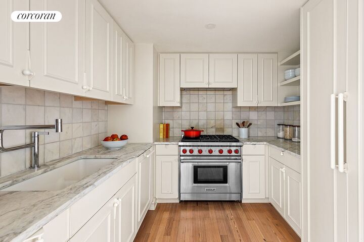 Property Photo:  1 Prospect Park W 5H  NY 11215 