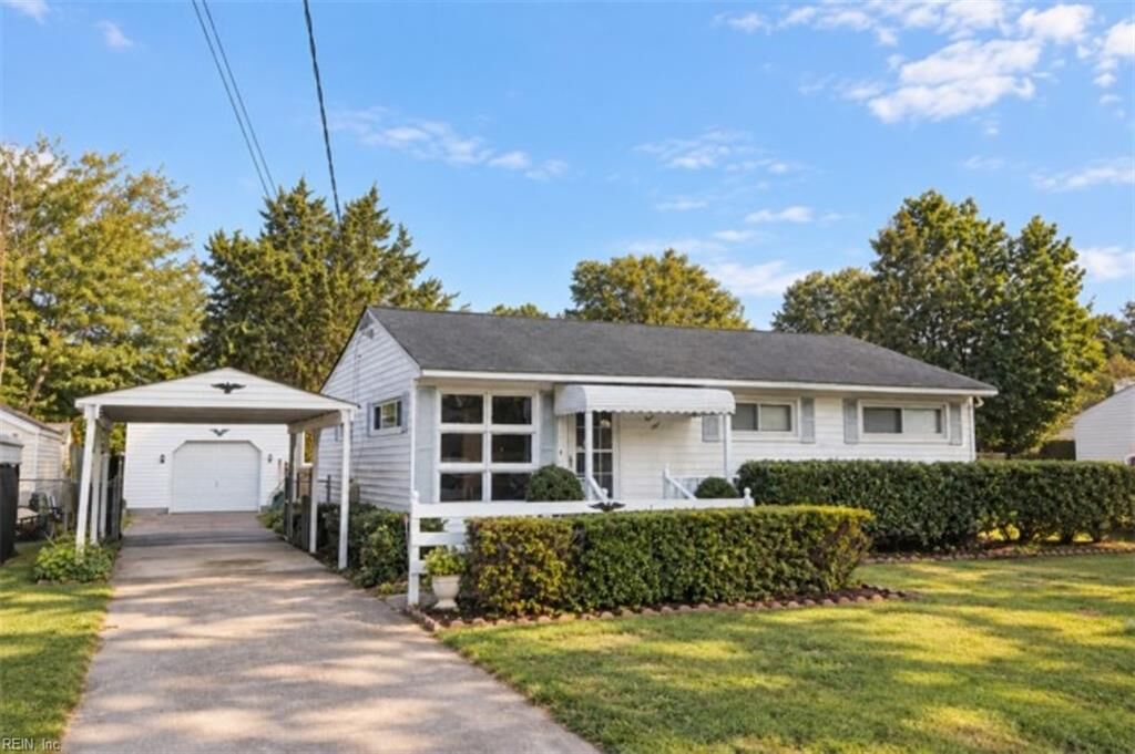 Property Photo:  1041 Jewell Ave  VA 23701 