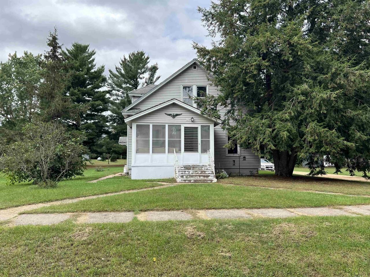 Property Photo:  527 N Iowa Street  WI 53573 