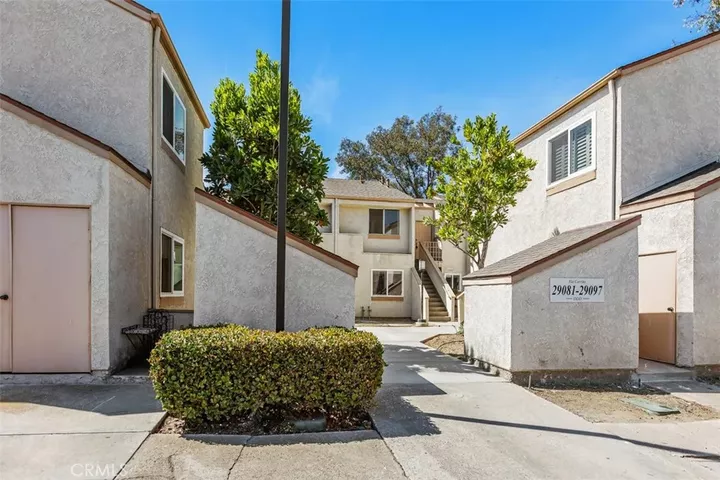 Property Photo: 29091 Via Cerrito 43 CA 92677