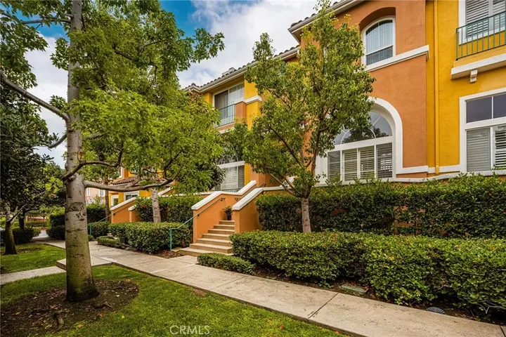 Property Photo:  1506 Reggio Aisle  CA 92606 