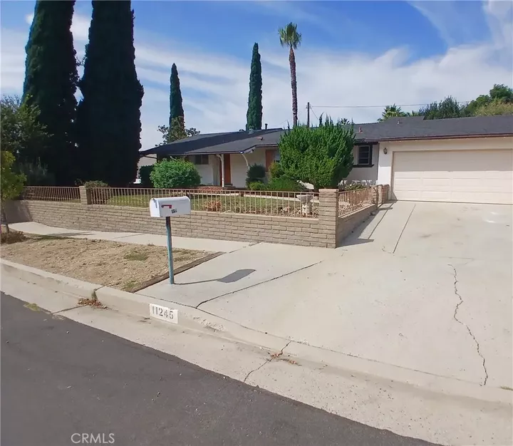 Property Photo: 11245 Esko CA 91342