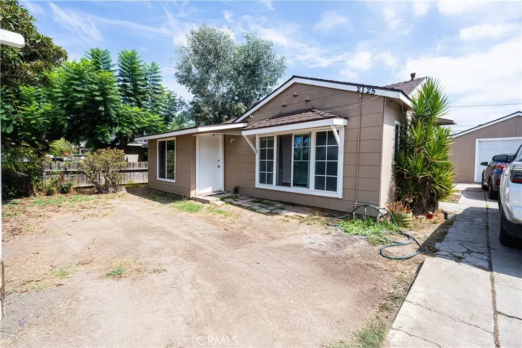 Property Photo: 2125 Rousselle CA 92707
