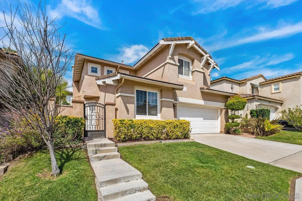 Property Photo: 926 Bryce Canyon Ave CA 91914