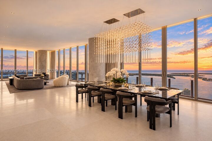 Property Photo: 300 Biscayne Boulevard Way Ph5801c FL 33131