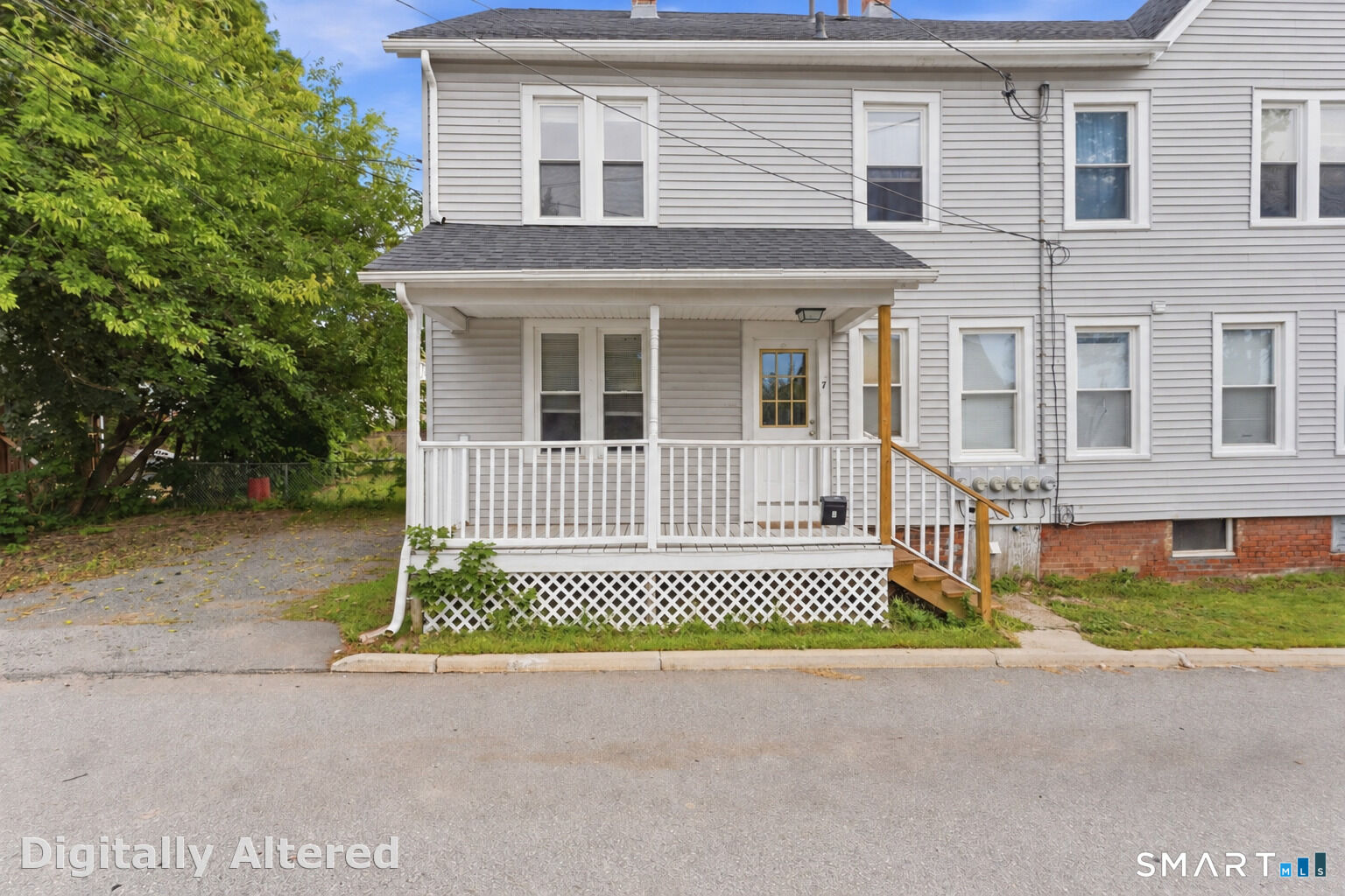 Property Photo:  203 Center Street  CT 06040 