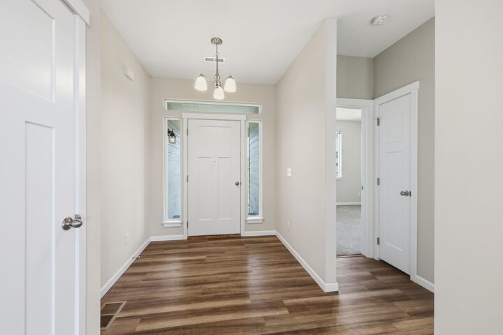 Property Photo: 1603 W Lavender Ct WA 99208