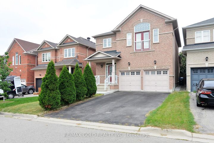 Property Photo:  44 Pergola Way  ON L6Y 5M6 