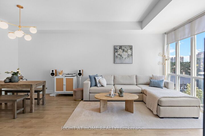 Property Photo:  116 George Street N505  ON M5A 3S2 