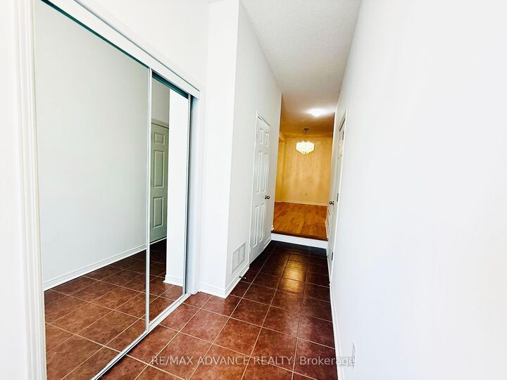 Property Photo:  137 Laramie Crescent  ON L6A 0R1 