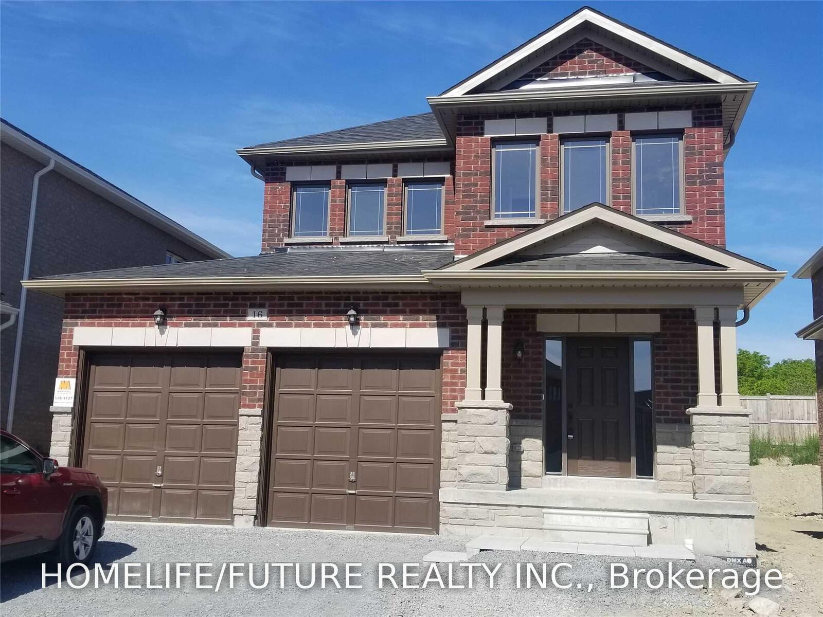 Property Photo:  16 Terry Clayton Avenue  ON L0K 1A0 