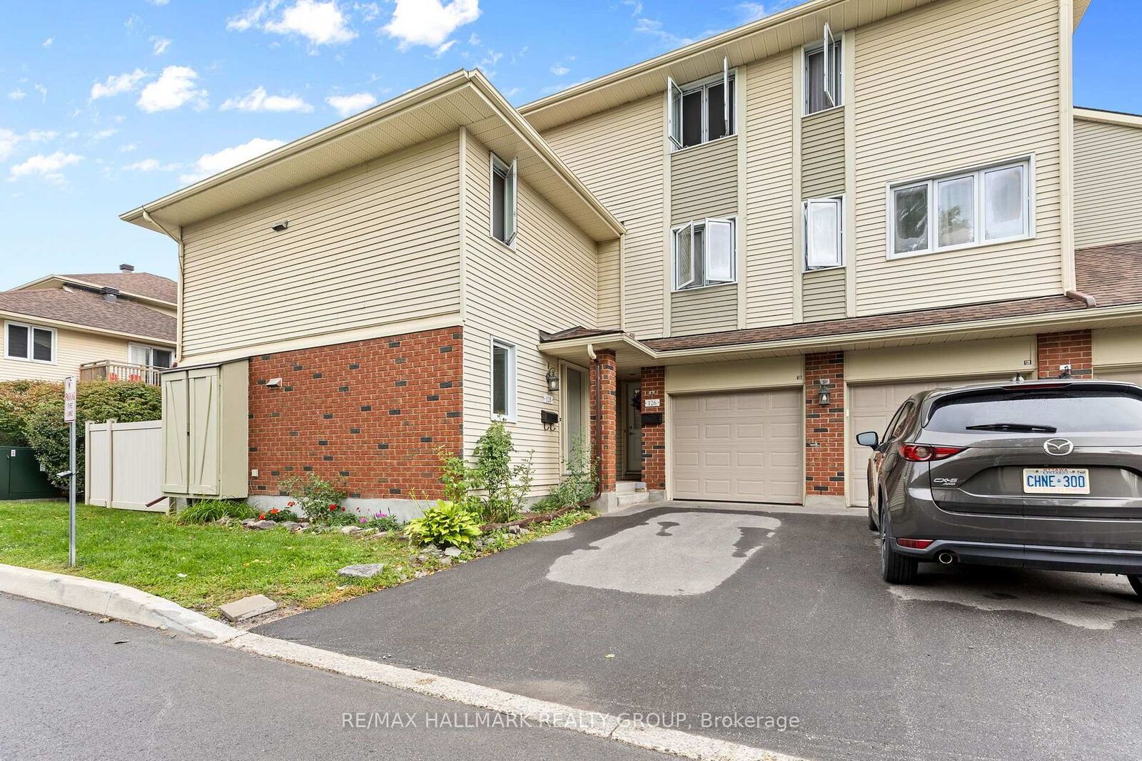 Property Photo: 126 Rushford Private 50 ON K1T 3C5