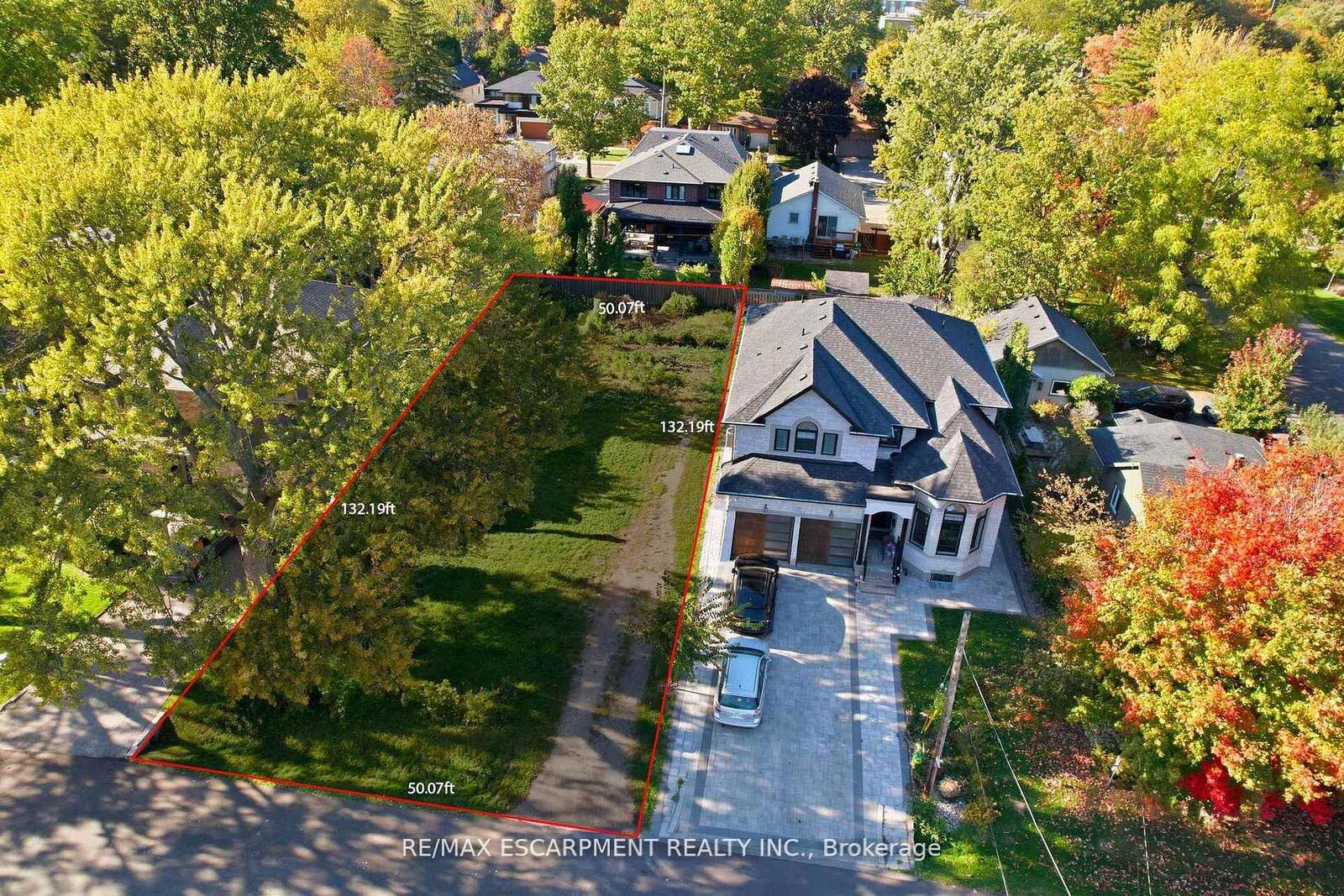 Property Photo:  75 Troy Street  ON L5G 1S6 