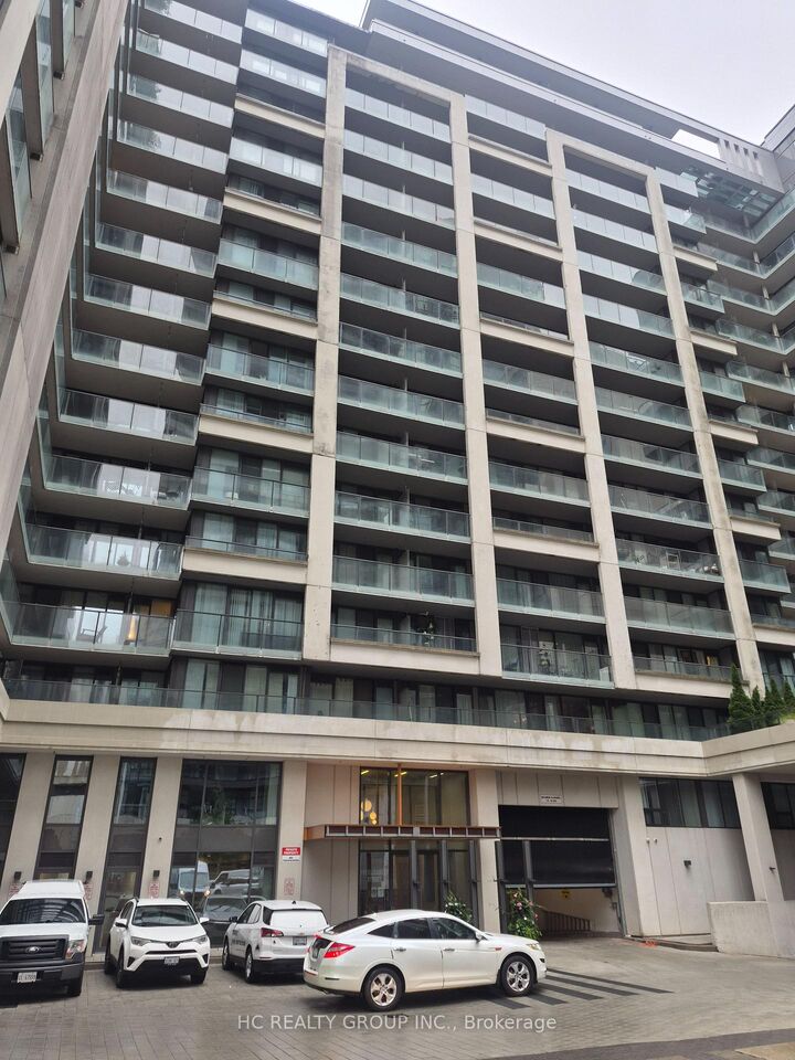 Property Photo: 111 Elizabeth Street 728 ON M5G 1P7