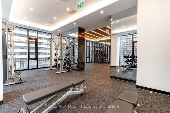 Property Photo:  634 Church Street 2708  ON M4Y 0G9 