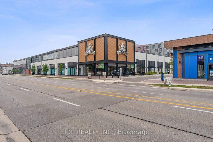 Property Photo:  215 Lakeshore Road W 519  ON L5H 0A7 