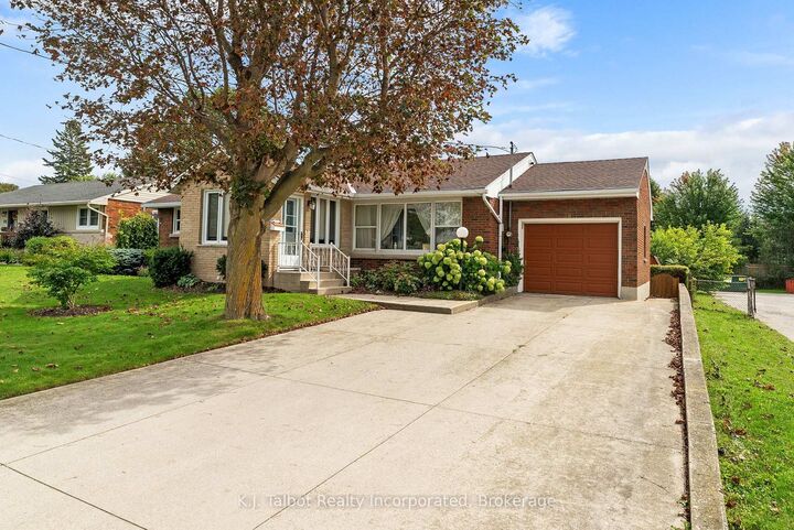 Property Photo: 78 Blake Street E ON N7A 1C8