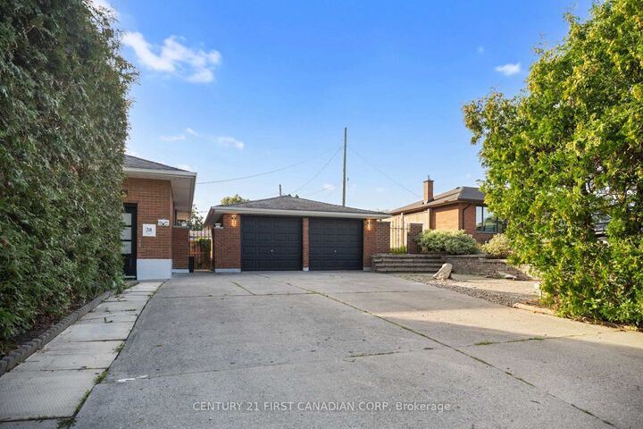 Property Photo:  38 Silverdale Crescent  ON N5Z 4A6 