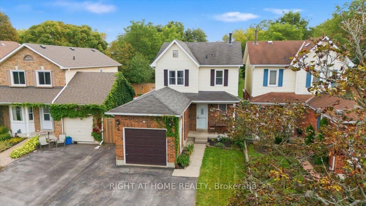 Property Photo:  31 Prout Drive  ON L1C 4A3 