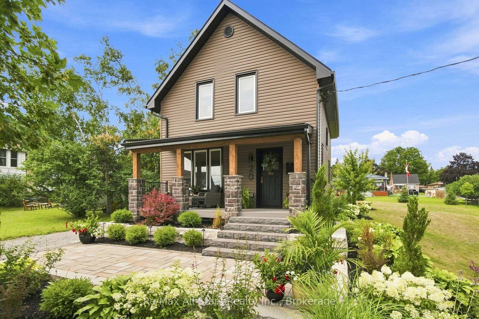 Property Photo: 20 Mary Street E ON K9V 1V3