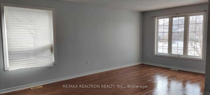Property Photo: 263 Johnson Street ON L4M 6S2