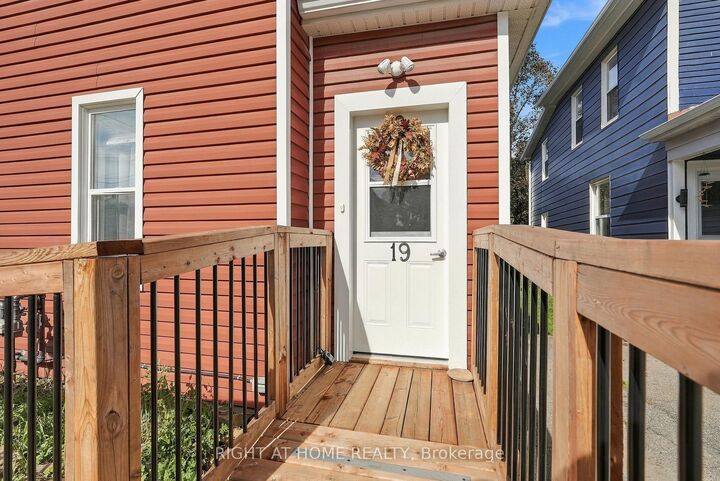 Property Photo:  19 Asa Street  ON K0G 1J0 