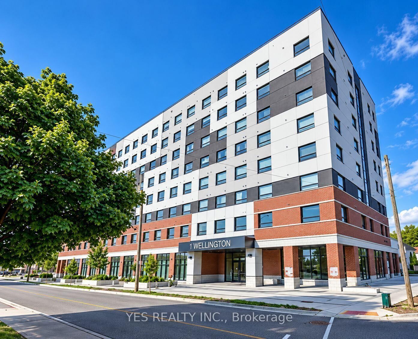 Property Photo:  1 Wellington Street 405  ON N3T 2L3 