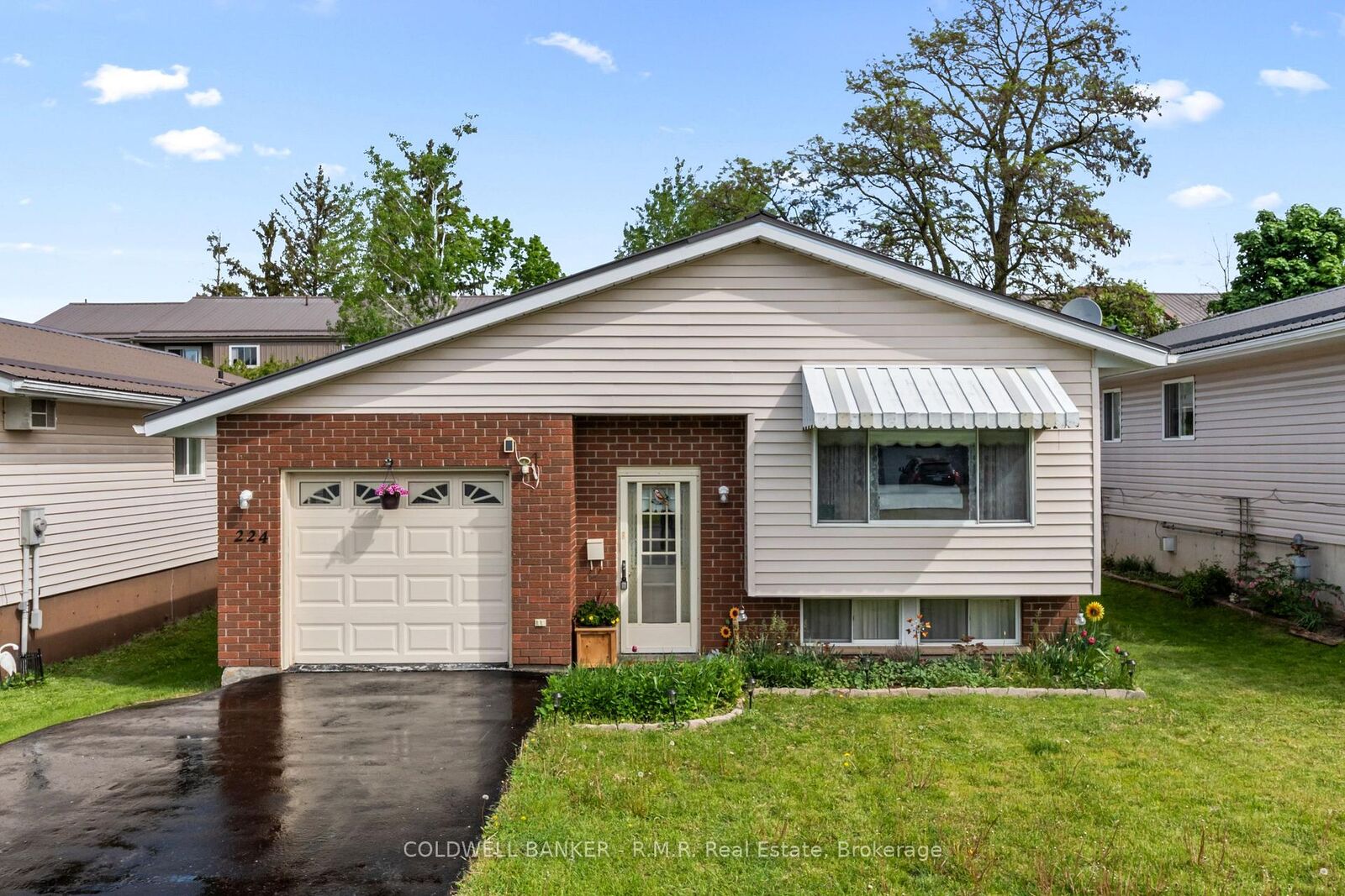 Property Photo:  224 Cider Lane  ON K0L 1L0 